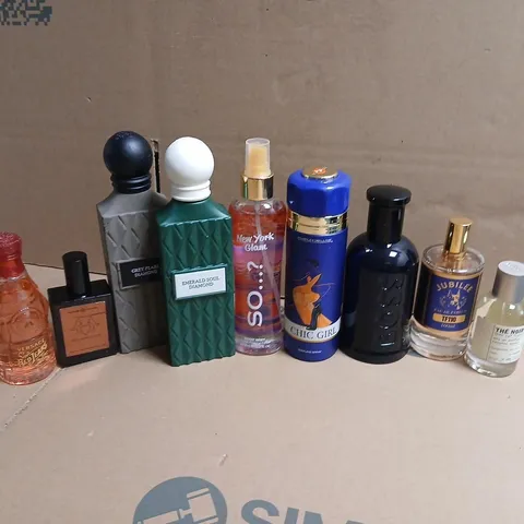 APPROXIMATELY 10 ASSORTED UNBOXED FRAGRANCES TO INCLUDE; VERSACE, HUGO BOSS, THE NOIR AND THE BODY SHOP
