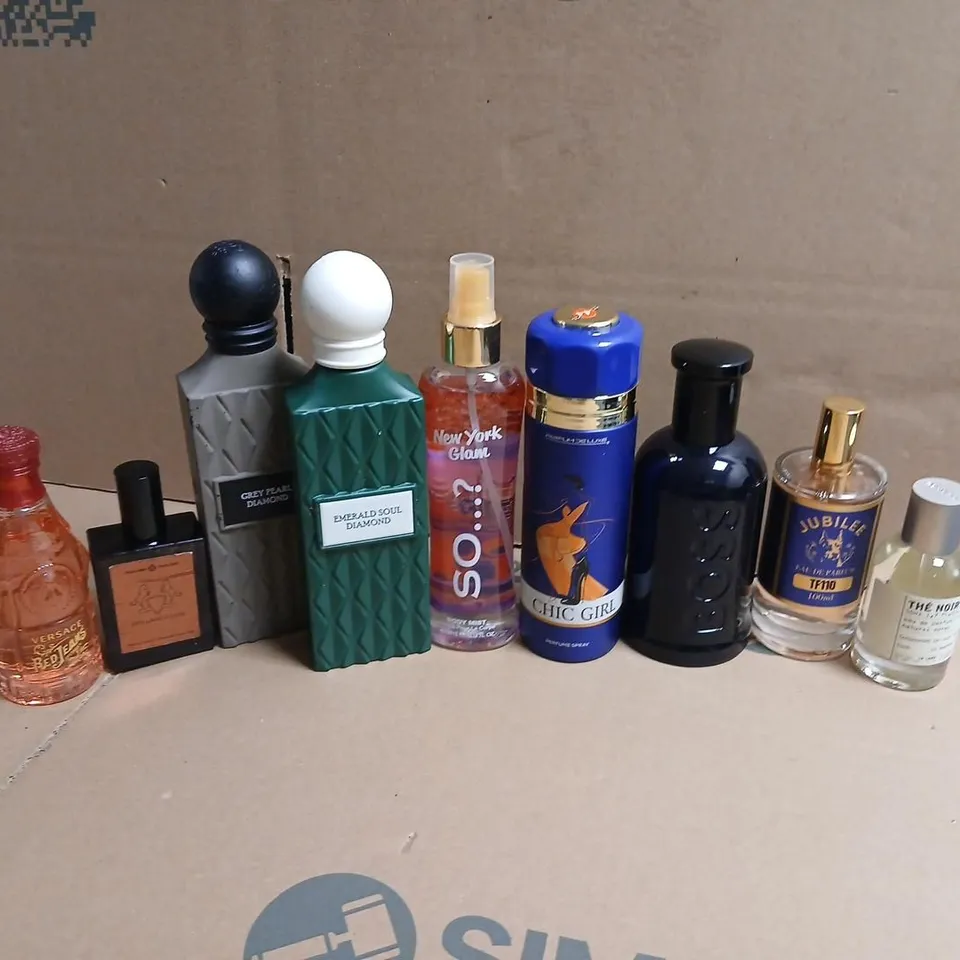 APPROXIMATELY 10 ASSORTED UNBOXED FRAGRANCES TO INCLUDE; VERSACE, HUGO BOSS, THE NOIR AND THE BODY SHOP