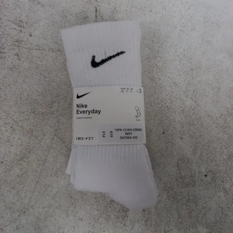 NIKE EVERYDAY COTTON CUSHIONED SOCKS (3-PACK) IN WHITE SIZE 8-11