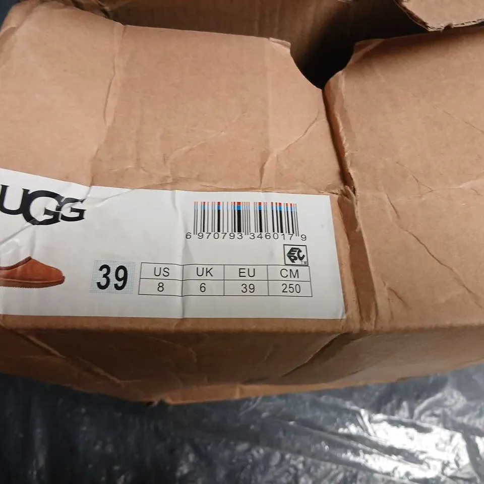 UGG WOMEN'S SUEDE MOCCASIN BOOTS WITH SHEARLING – TAN, UK 6 (US 8, EU 39)