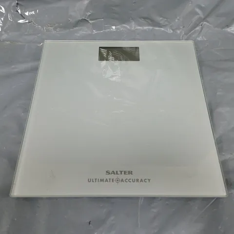 SALTER ULTIMATE ACCURACY DIGITAL BATHROOM SCALES IN PHANTOM GREY - COLLECTION ONLY