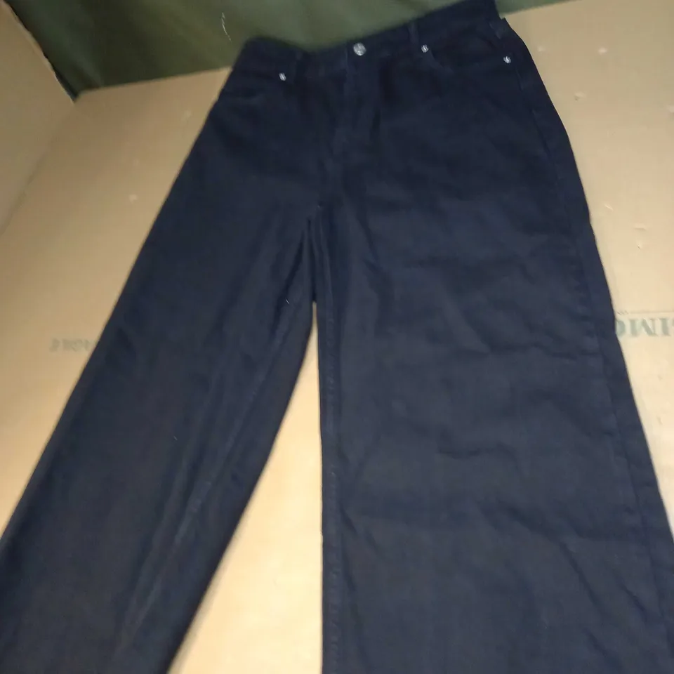 DENIM AUTHENTIC WIDE LEG CROPPED JEANS SIZE 12