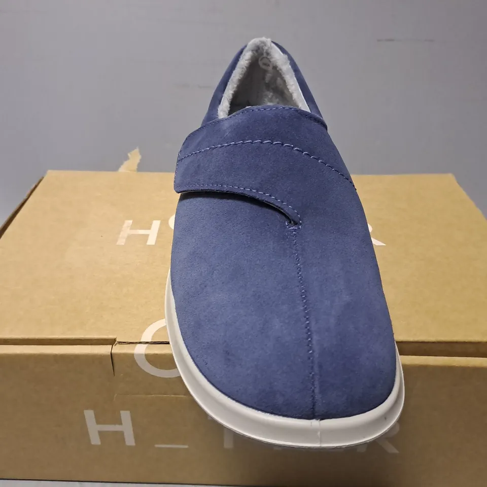 BOXED HOTTER DARK DENIM WRAP SNEAKERS - UK 7 