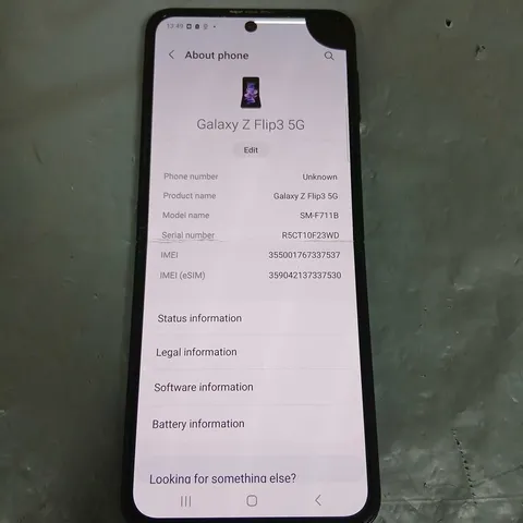 SAMSUNG GALAXY Z FLIP3 5G SM-F711B – BLACK/BRONZE (USED)