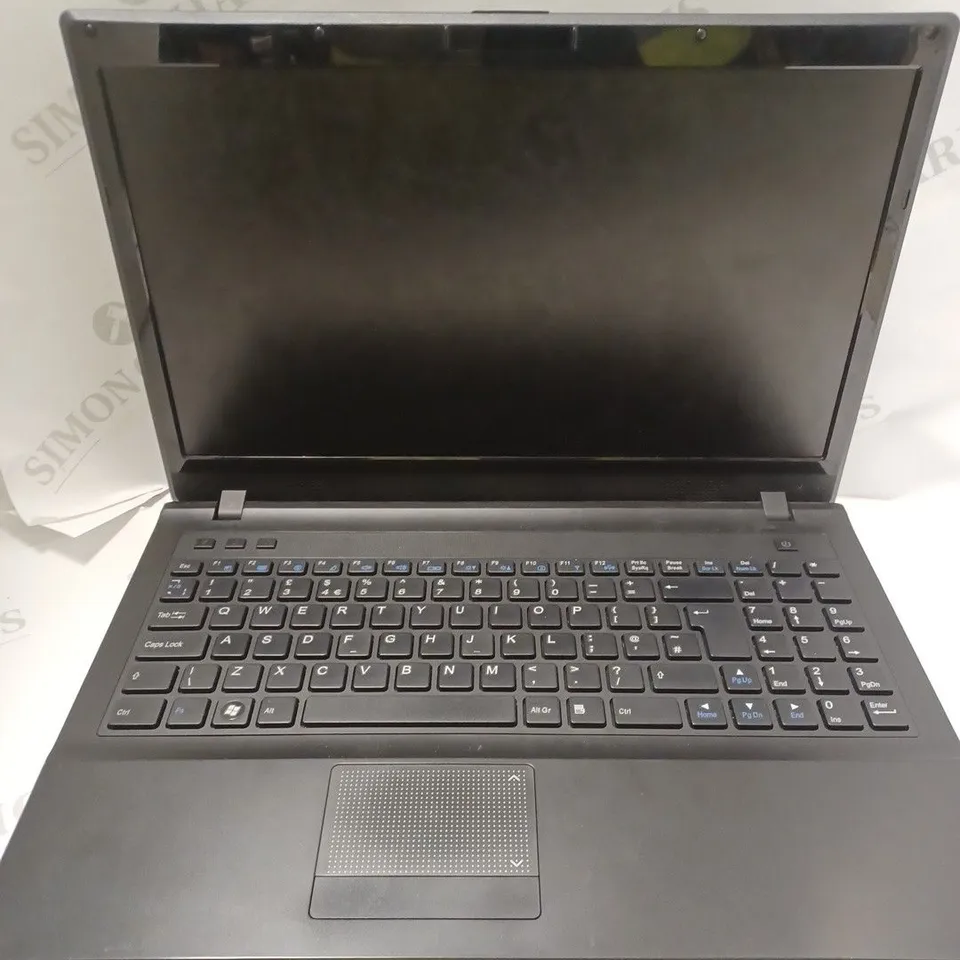 RM W76T NOTEBOOK LAPTOP 