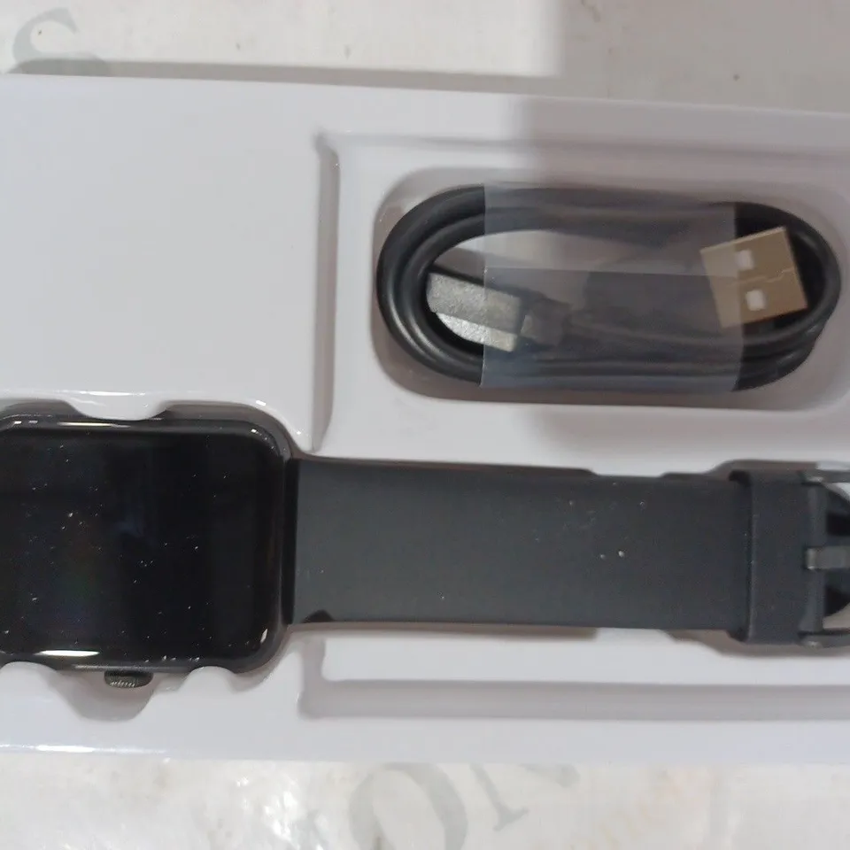 BOXED FEIPUOU SMART WATCH IN BLACK