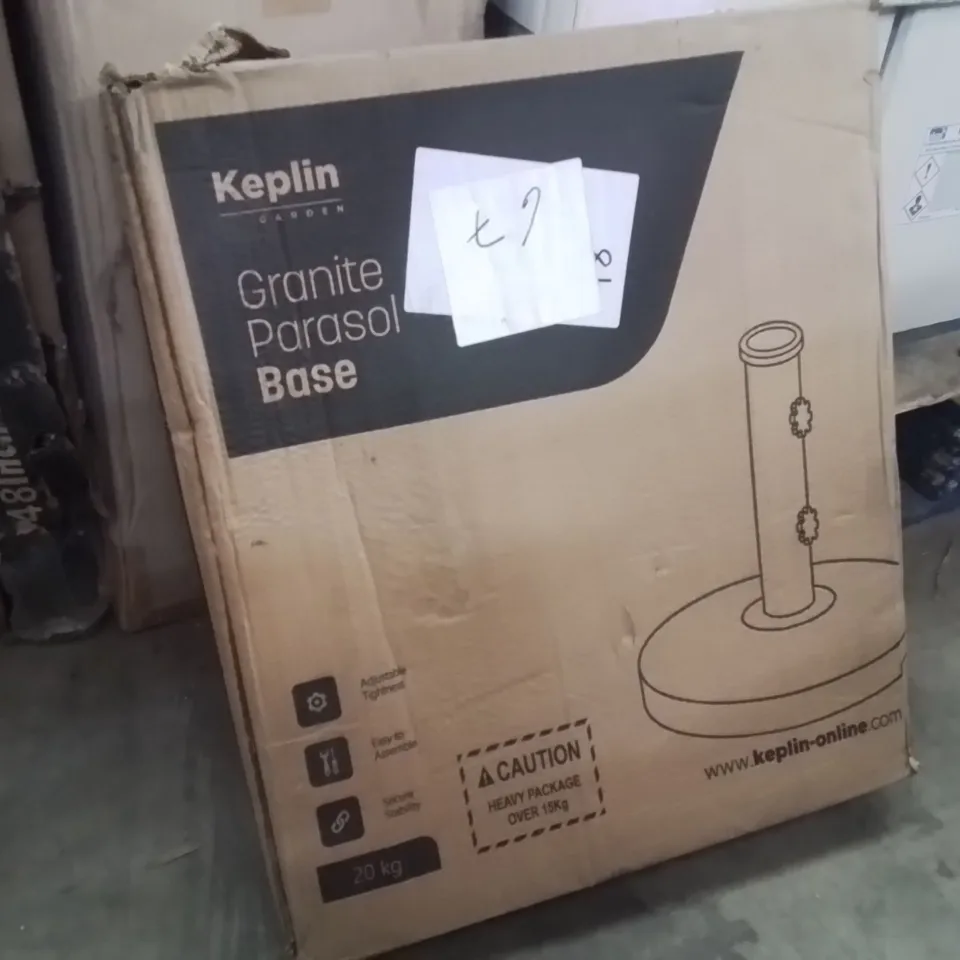 BOXED KEPLIN GRANITE PARASOL BASE