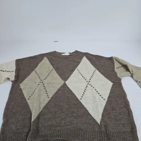 MISUMI KNIT ARGYLE SWEATER – MOCHA, ONE SIZE 