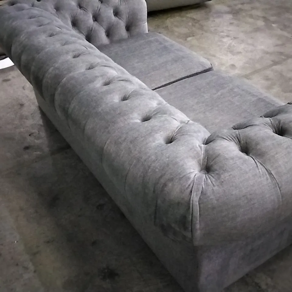 QUALITY DESIGNER LIGHT GREY PLUSH VELVET 3 SEATER CHESTERFIELD SOFA