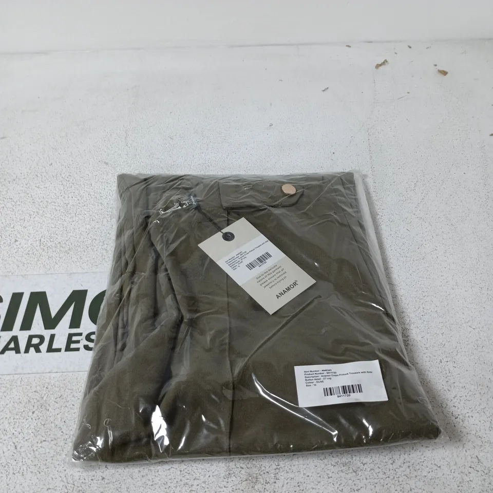 ANAMOR CREPE PINTUCK TROUSERS WITH SIDE BUTTON DETAIL OLIVE SIZE 16 TAGGED
