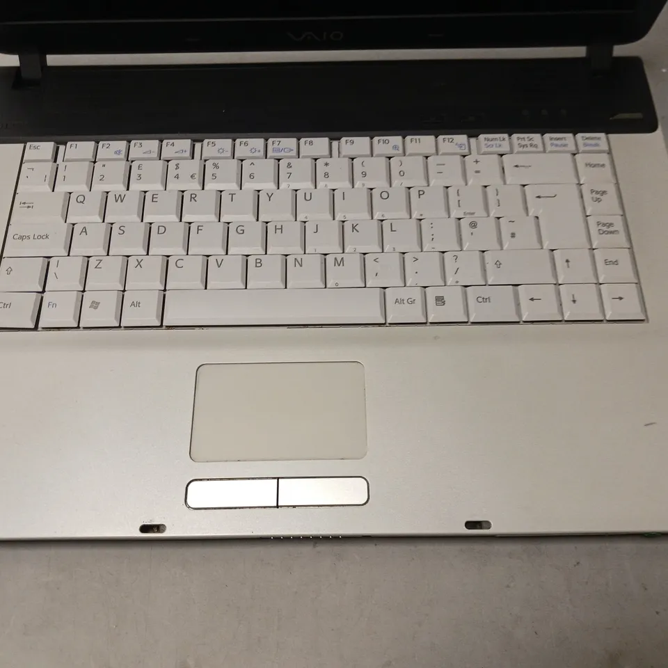 UNBOXED SONY INTEL CENTRINO PERSONAL COMPUTER - PCG-7G1M