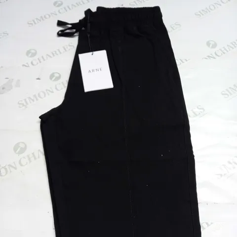 ARNE ESSENTIAL TROUSERS SIZE S