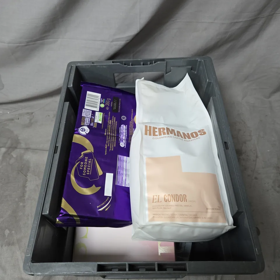 APPROXIMATELY 12 ASSORTED ITEMS OF FOOD AND DRINK INCLUDING TWININGS SUPERBLEND COLLECTION, DAIRY MILK 360G, HERMANOS EL CONDOR COFFEE AND SATANS GRAVY KARYO SAUCE