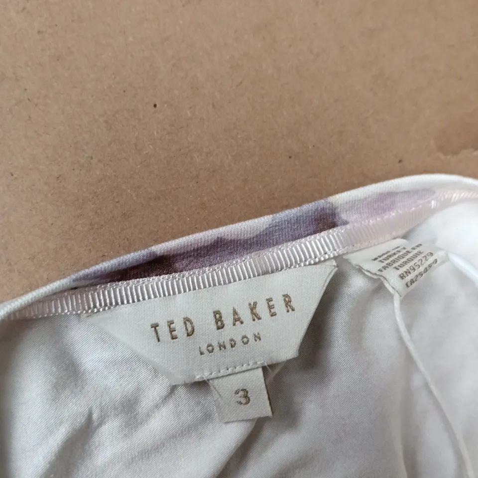TED BAKER LONDON FLORAL PRINT TOP – SIZE 3 