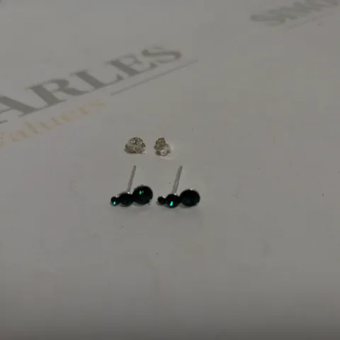 KINGSLEY SILVER EMERALD TREBLE DROP STUD EARRINGS 