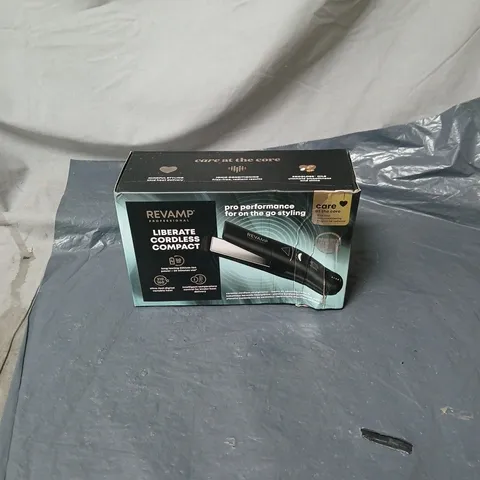 REVAMP LIBERATE CORDLESS COMPACT CERAMIC STRAIGHTENER BOXED