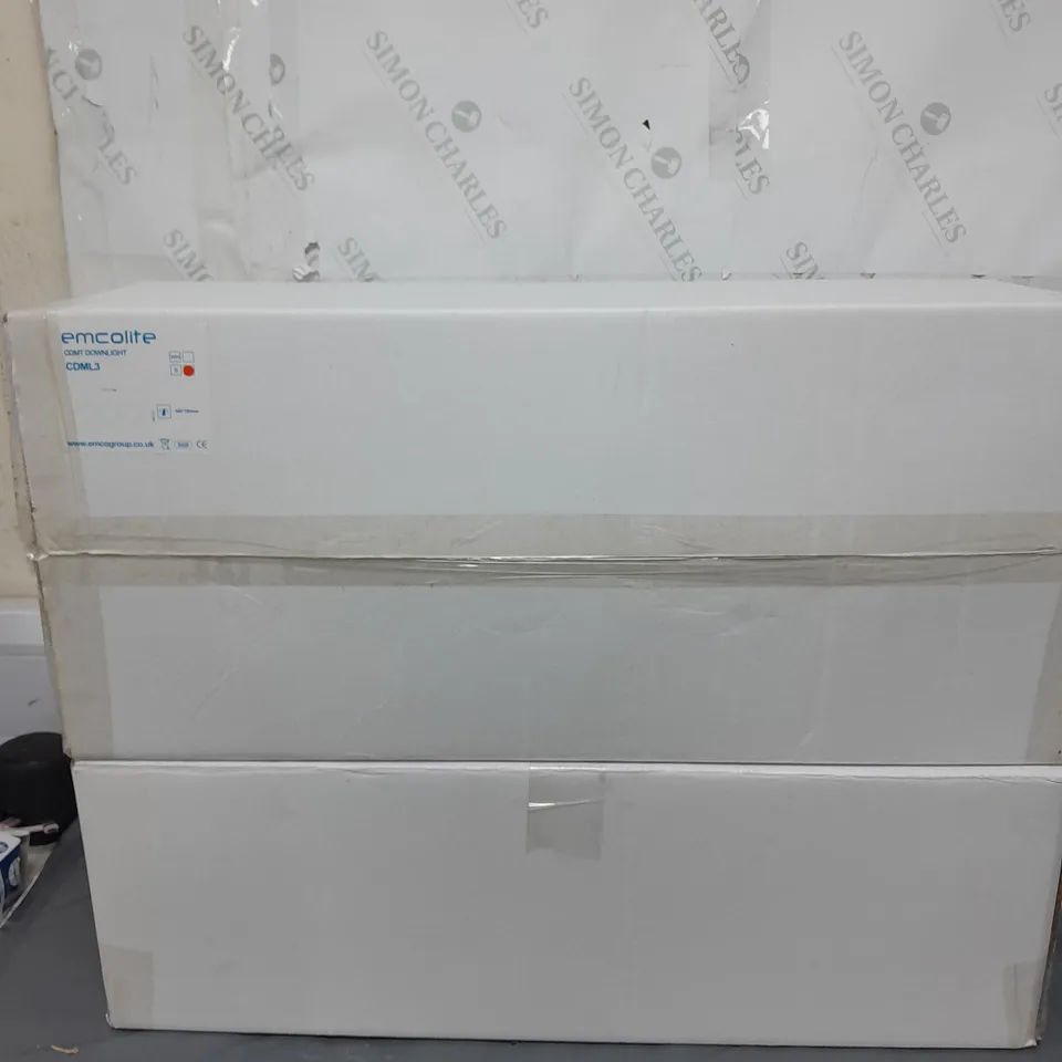 LOT OF 2 EMCOLITE CDML3 DOWNLIGHT