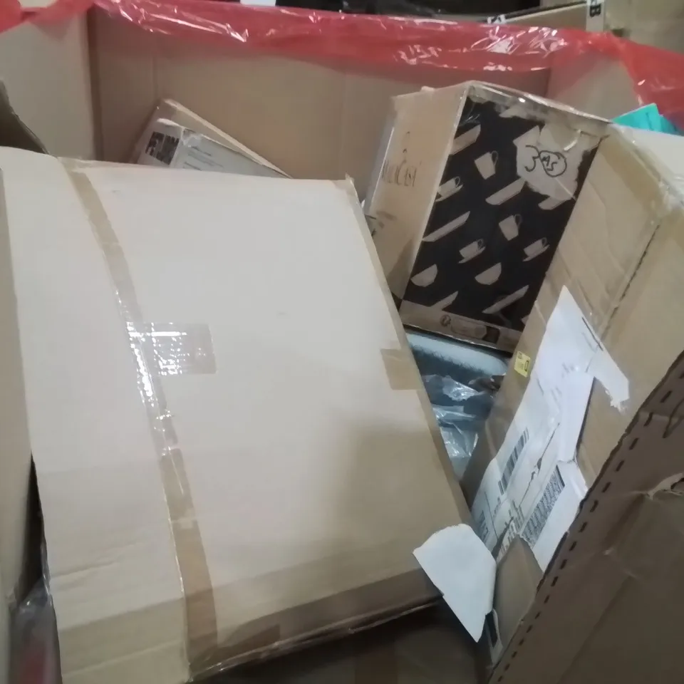 PALLET OF ASSORTED HOUSEHOLD GOODS AND PRODUCTS TO INCLUDE;PLAYPEN,KEYBOARD,AIR FRYER