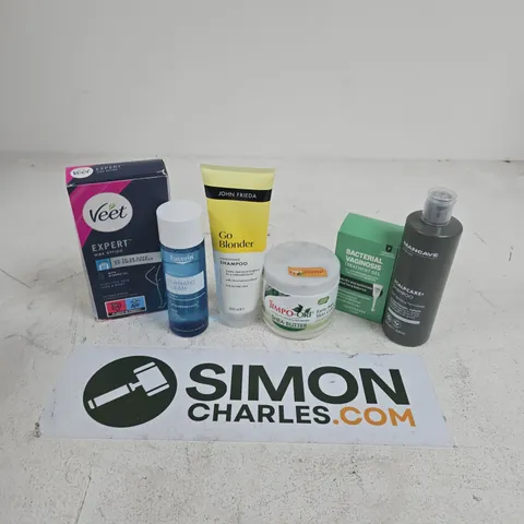 APPROXIMATELY 15 ASSORTED HEALTH & BEAUTY PRODUCTS TO INCLUDE MANCAVE SCALPCARE+ SHAMPOO, JOHN FREIDA GO BLONDER SHAMPOO, EUCERIN DERAMTO CLEAN TONER, ETC - COLLECTION ONLY