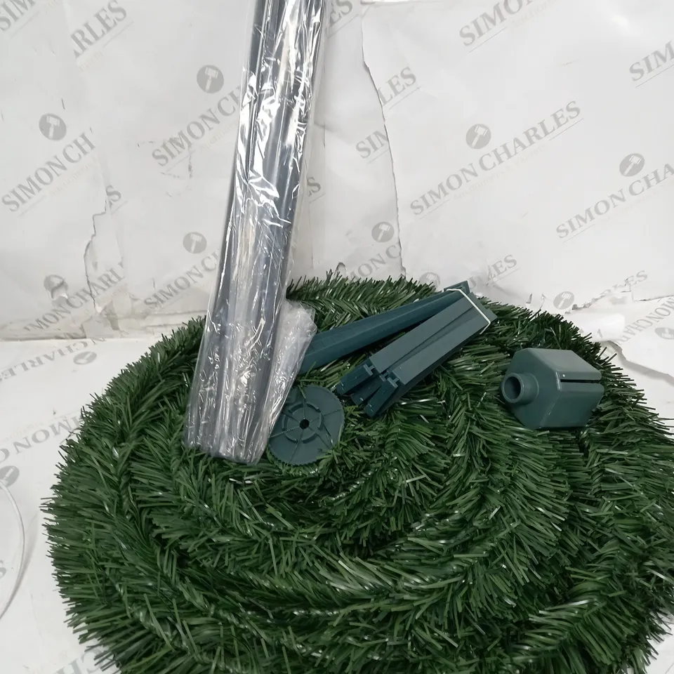 OUTLET SANTA'S BEST 5FT INDOOR OUTDOOR 12 FUNCTION TREE WITH REMOTE