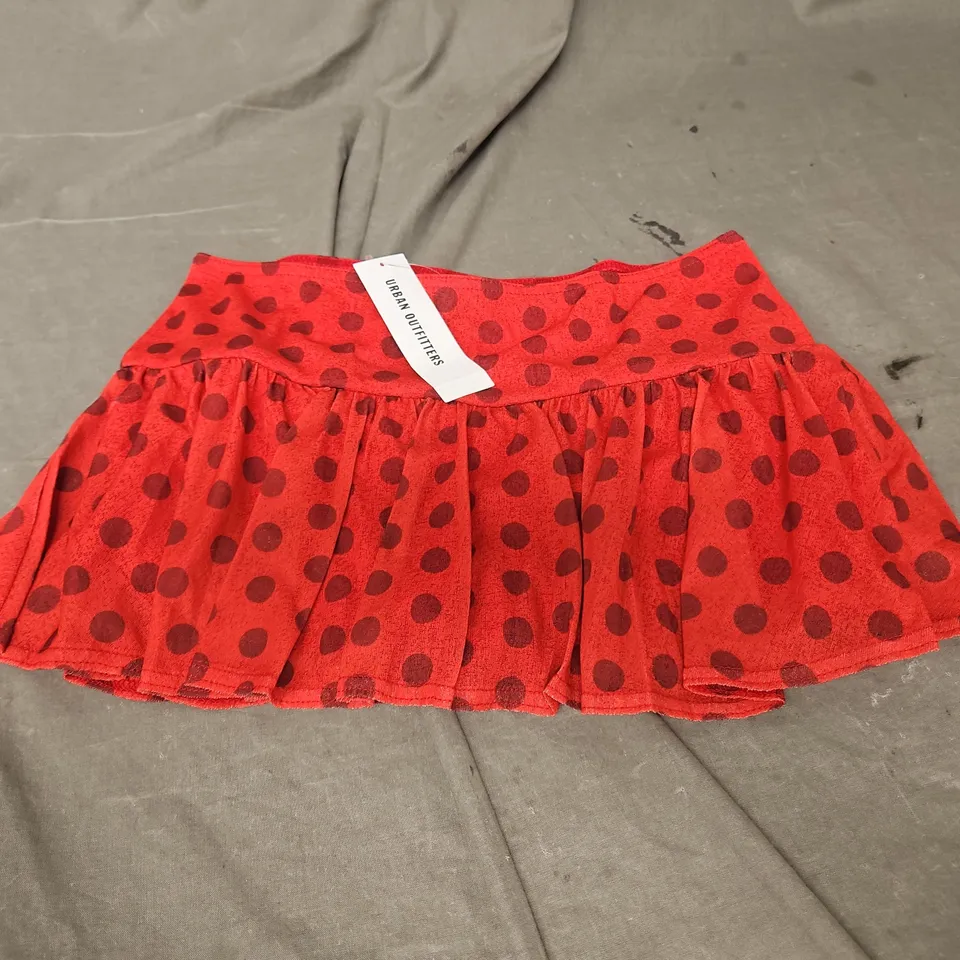 URBAN OUTFITTERS MINI SKORT IN RED POLKA SIZE M