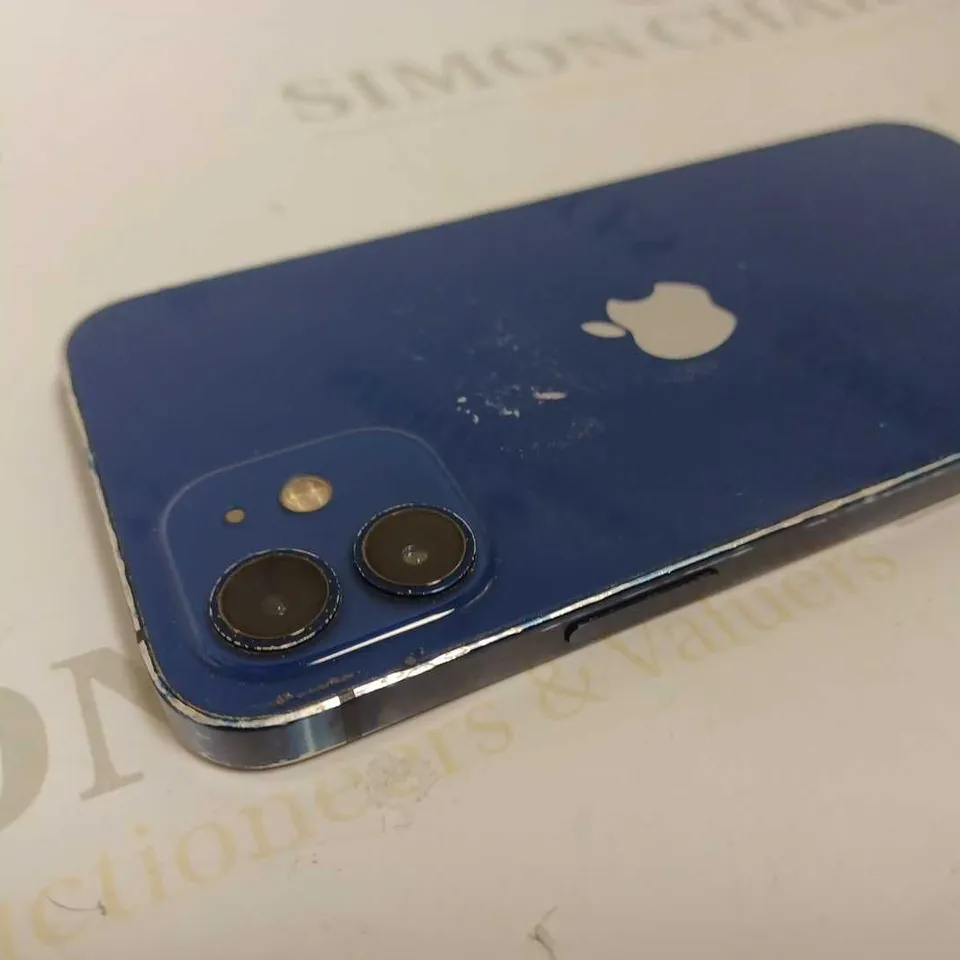 APPLE IPHONE - BLUE MODEL UNKNOWN