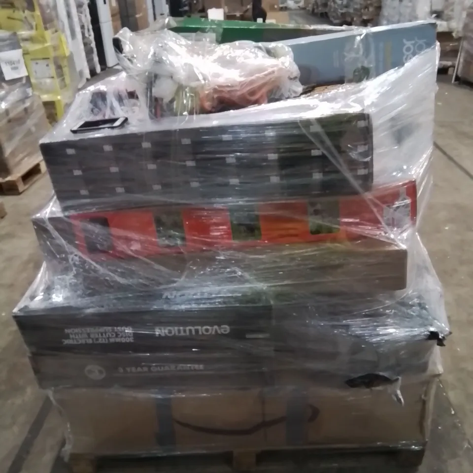 PALLET OF APPROXIMATELY 18 UNPROCESSED RAW RETURN HOUSEHOLD AND ELECTRICAL GOODS TO INCLUDE;