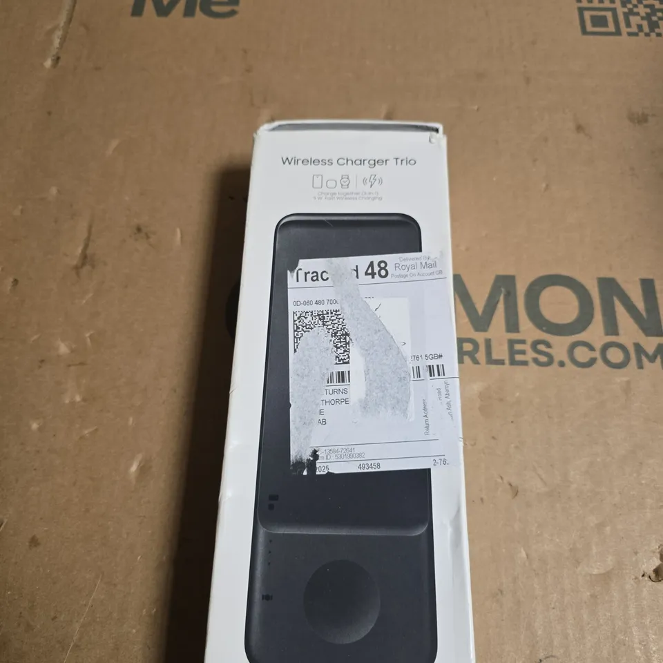 SAMSUNG WIRELESS CHARGER TRIO (BOXED)