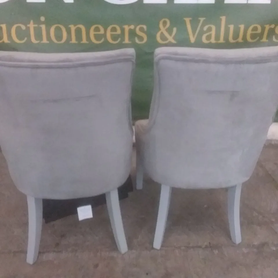 SET OF 2 NEW DUKE GREY VELVET BUTTON BACK DINING CHAIR (GREY LEG)