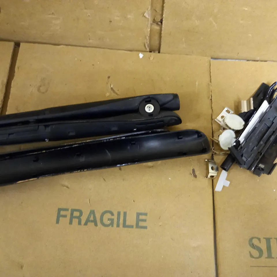 GHD GOLD STYLER PROFESSIONAL HAIR STRAIGHTENERS 
