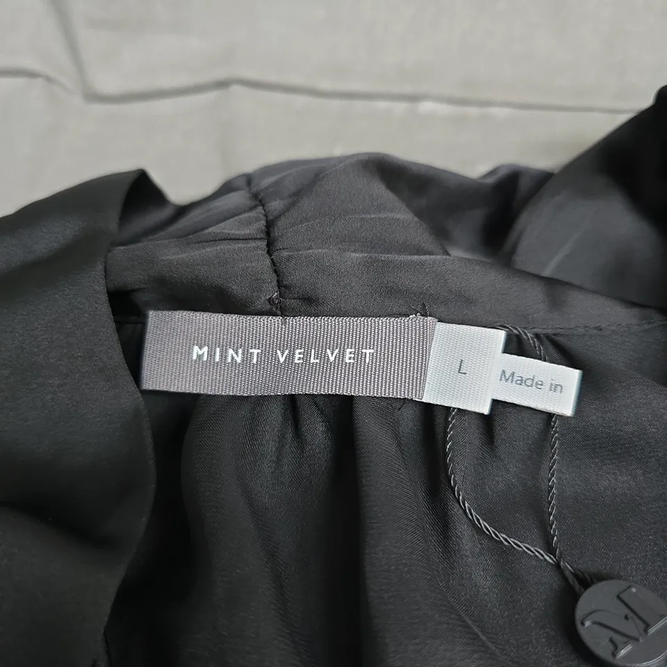 MINT VELVET BLACK SATIN TIE-NECK BLOUSE – SIZE L