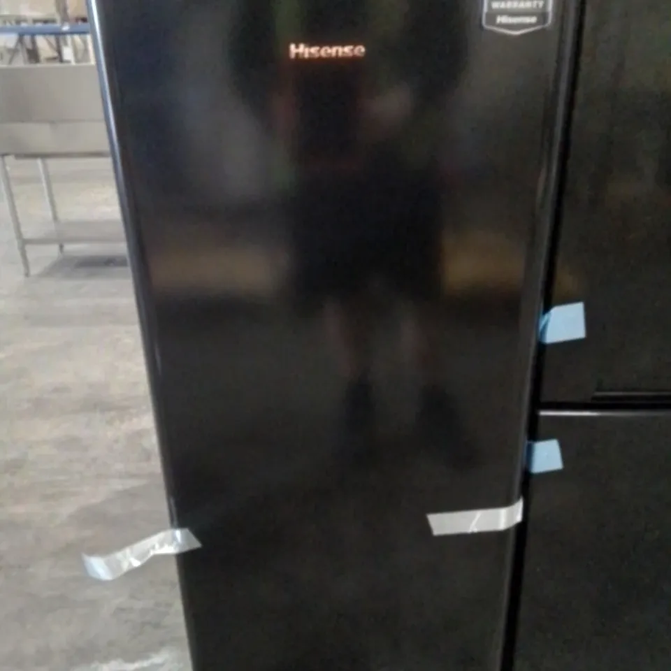 HISENSE RR220D4BBE FREESTANDING RETRO FRIDGE - UNPROCESSED RAW RETURN