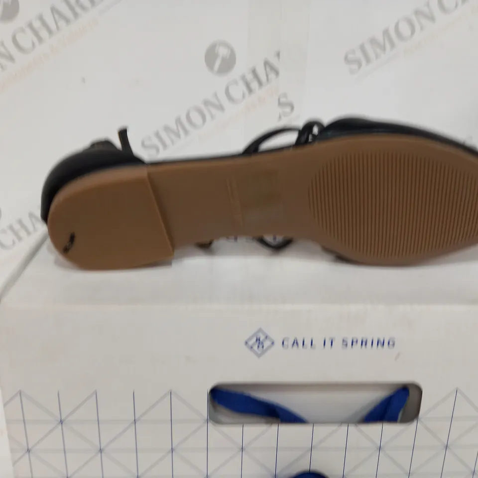 BOXED CALL IT SPRING ARAELIA FLAT SHOE - SIZE 5