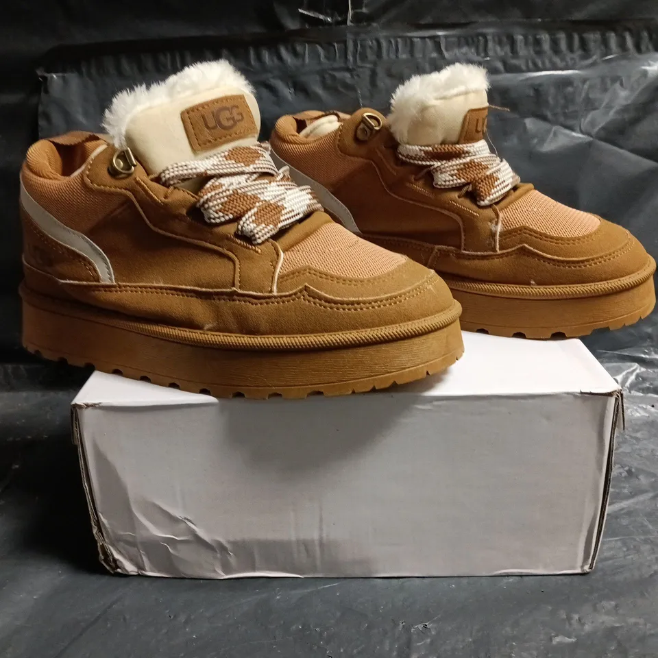BOXED PAIR OF UGG SHOES IN CAMEL SIZE EU 37