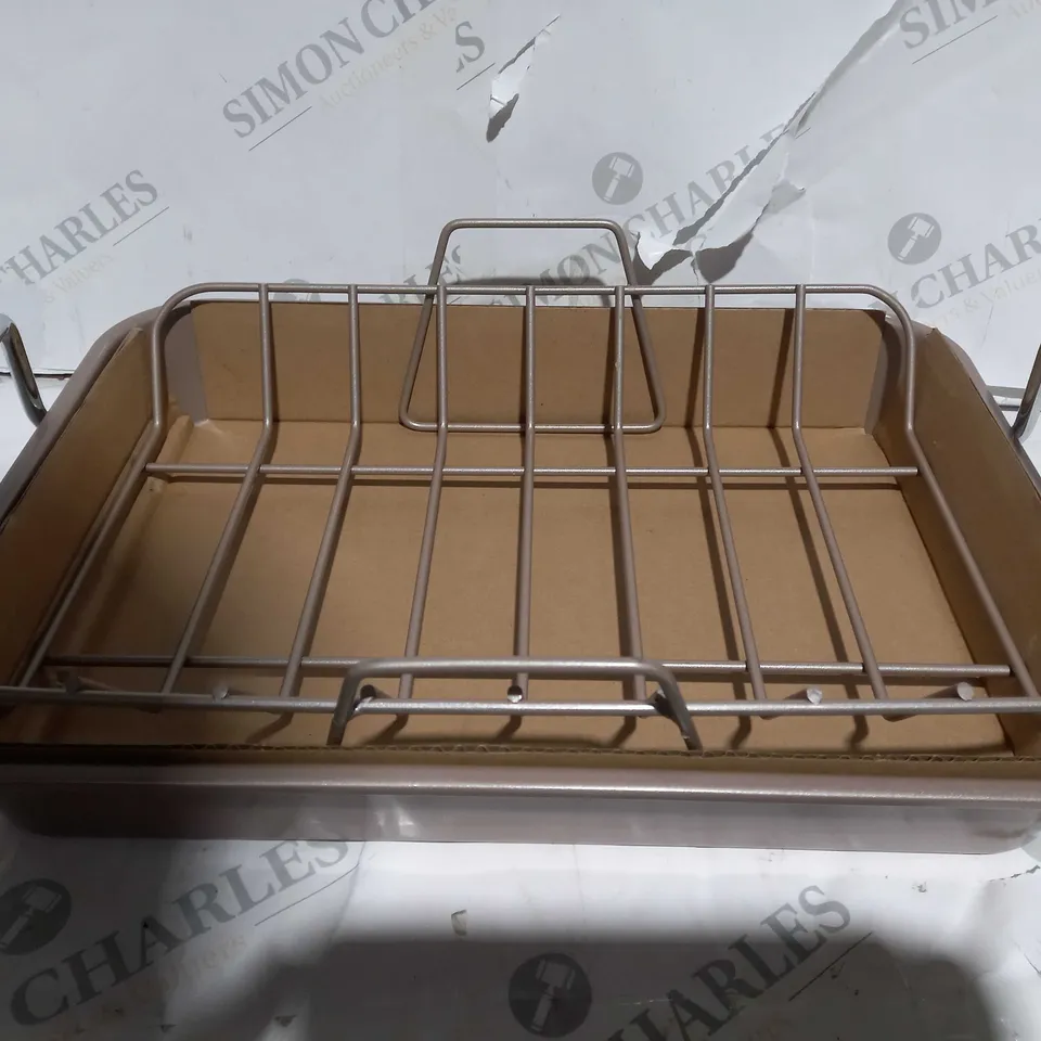 COOK'S ESSENTIALS NON-STICK ROASTER & RACK