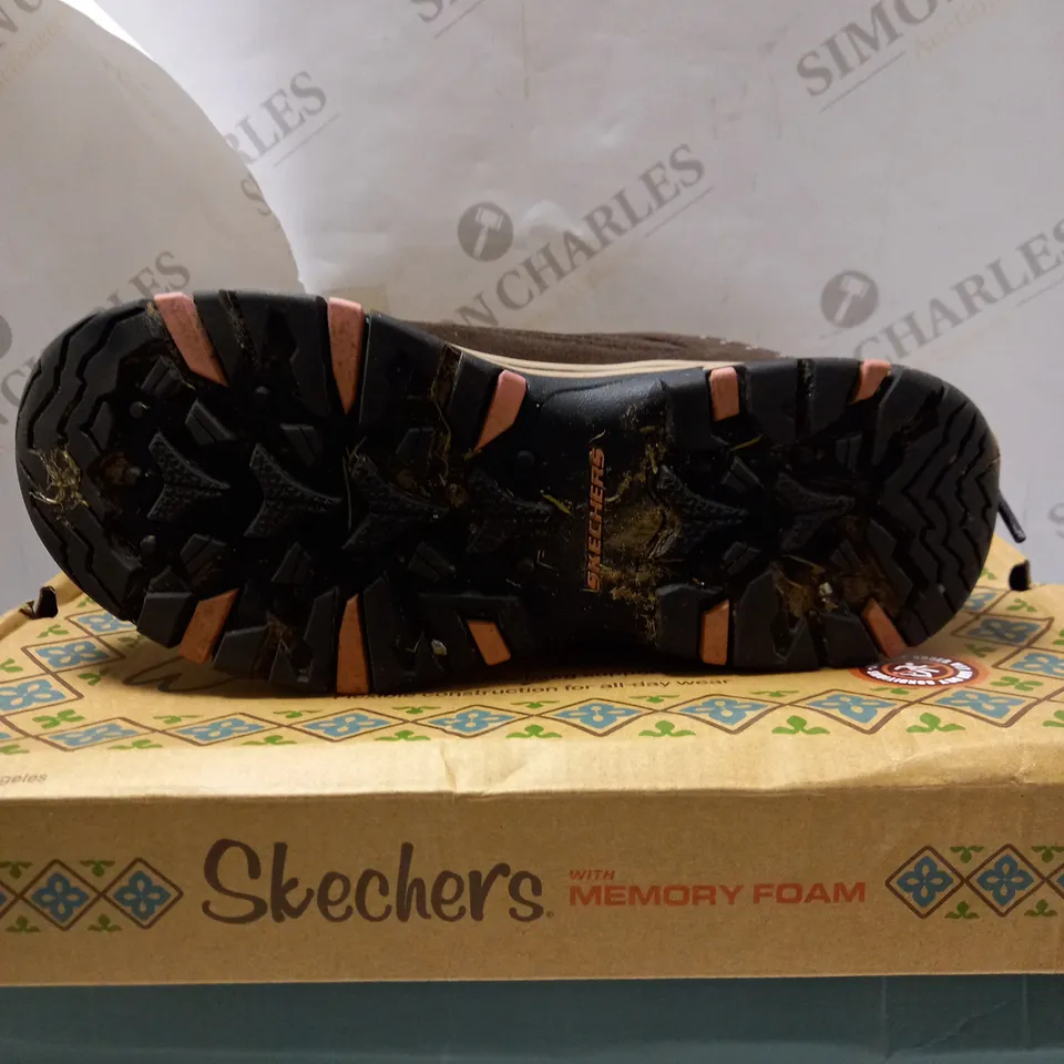 SKECHERS ALPH CHOCOLATE BROWN WATERPROOF BOOTS - SIZE 6.5