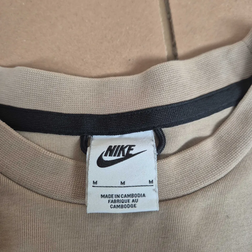 NIKE BEIGE SWEATSHIRT (SIZE M) WITH SLEEVE ZIP POCKET