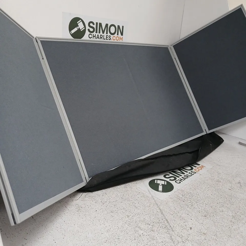 OFFICE/SCHOOL TRIPLE PRESENTATION BOARD 900 X 600MM