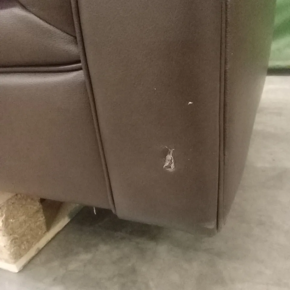 BAKERFIELD 3 SEATER LEATHER/FAUX LEATHER SOFA RRP £1399