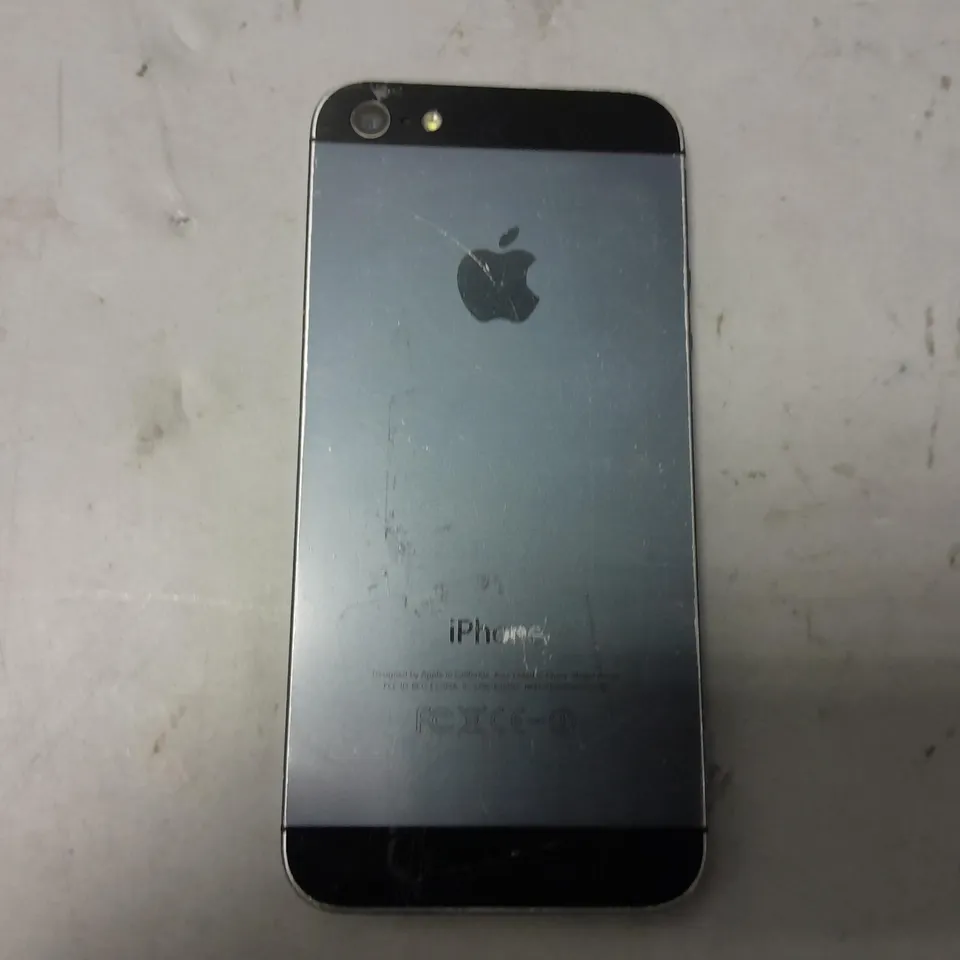 APPLE IPHONE 5 (A1429) SMARTPHONE 