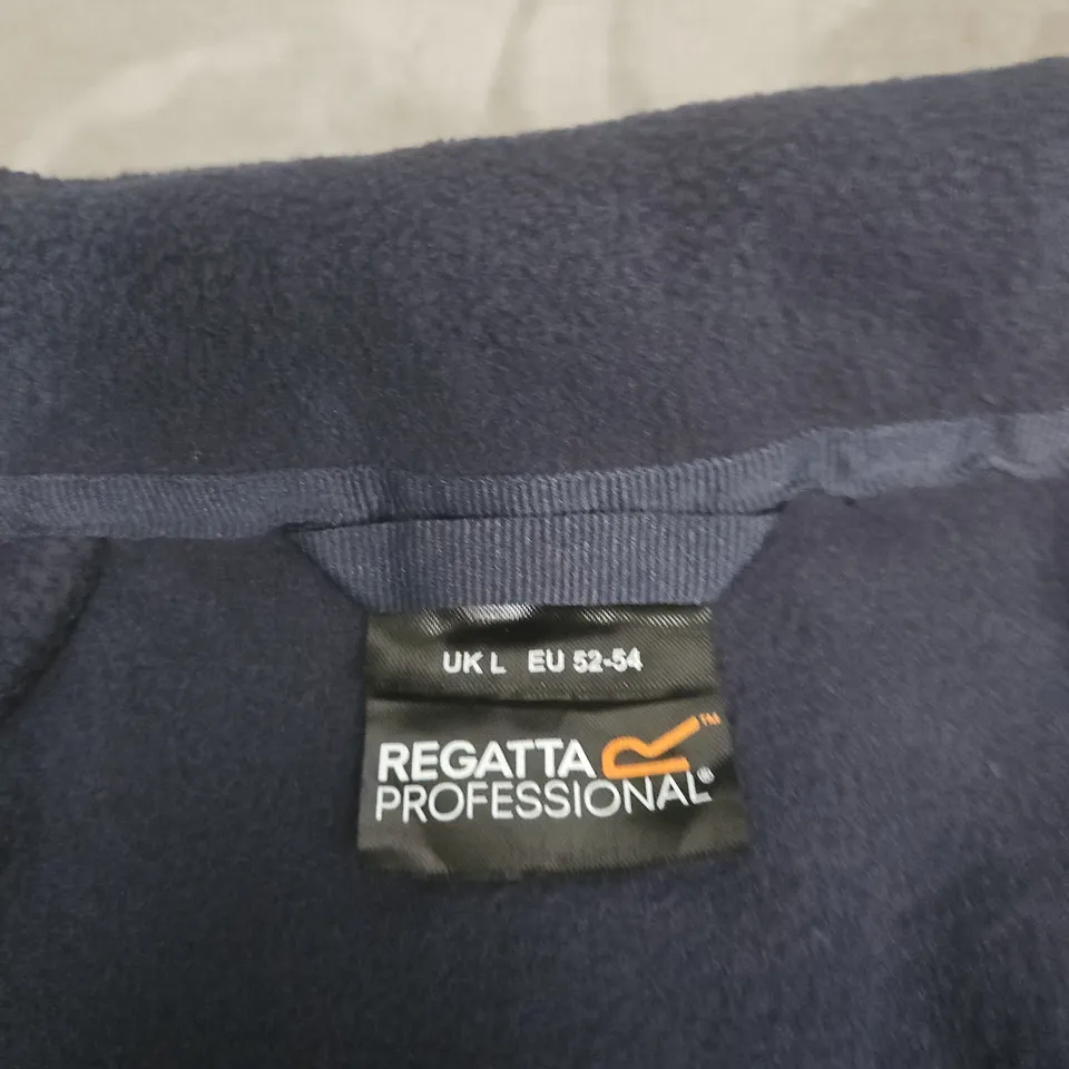 REGATTA PROFESSIONAL NAVY ZIP-UP JACKET, UK L (EU 52-54)