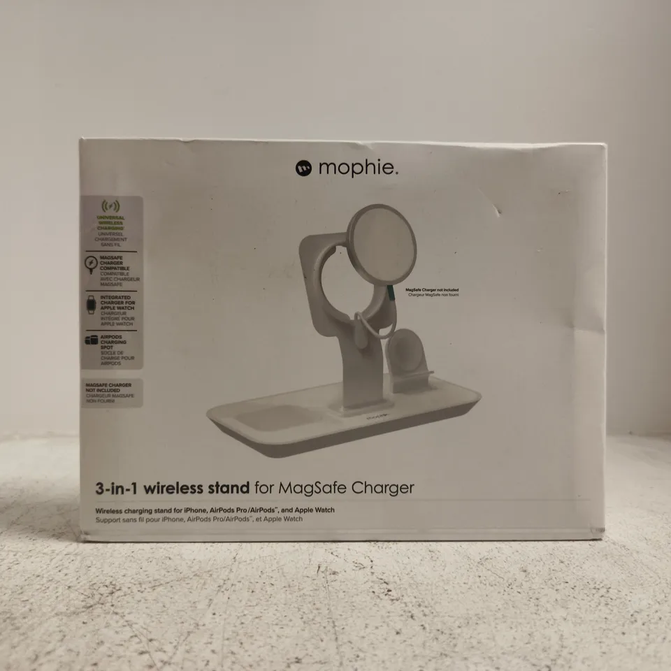 MOPHIE 3-IN-1 MAGSAFE WIRELESS STAND – BOXED