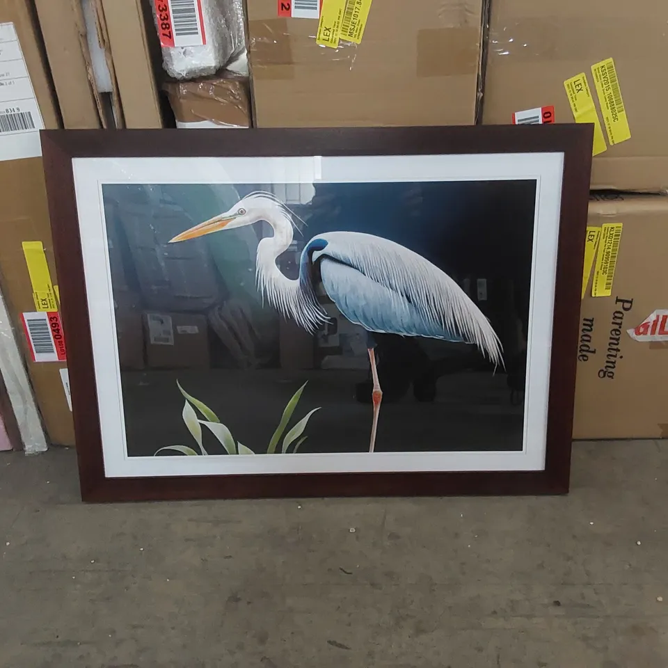 FRAMED WALL ART - EXCITING HERON BIRD