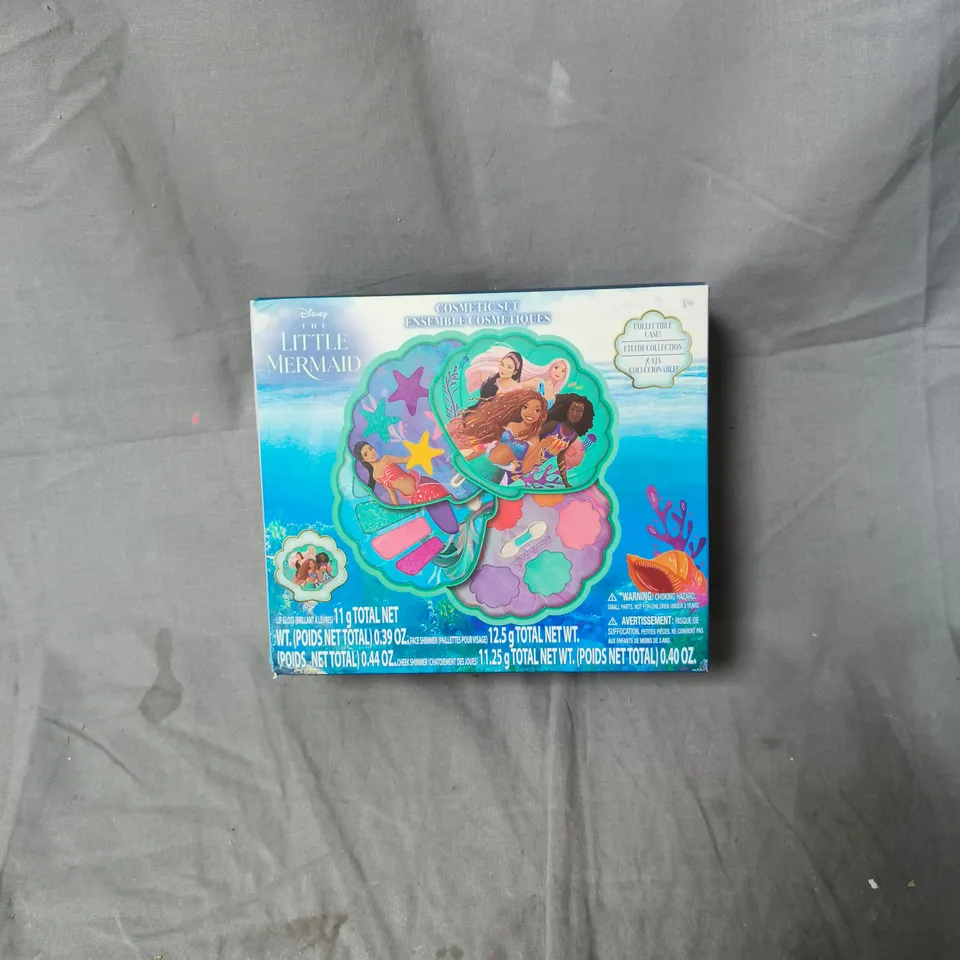 DISNEY THE LITTLE MERMAID COSMETIC SET