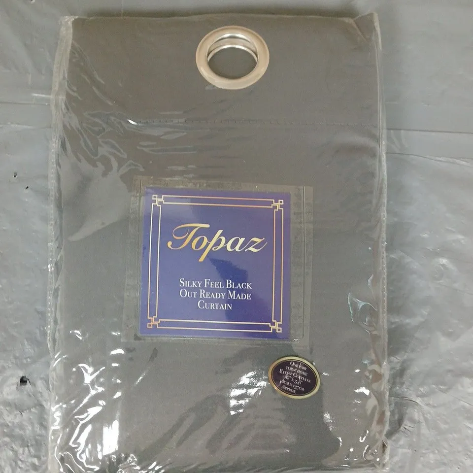 BOX OF APPROXIMATELY 10 TOPAZ HOME EYELET CURTAINS IN GREY (66"X54")