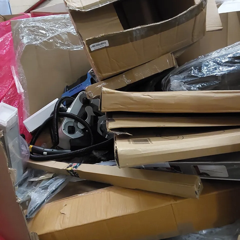 PALLET OF ASSORTED HOUSEHOLD ITEMS AND CONSUMER PRODUCTS. INCLUDES  VACUUM CLEANERS, TOILETCSEATS, AIR BED ETC