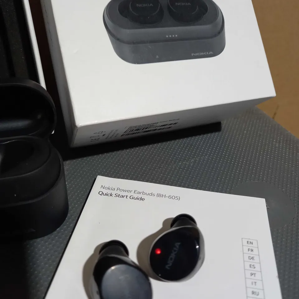 NOKIA WIRELESS BLUETOOTH POWER EARBUDS  BLACK