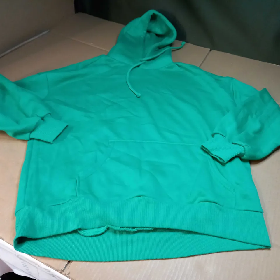 DESIGNER GARDEN GREEN FRONT POCKET HOODIE - SIZE 18