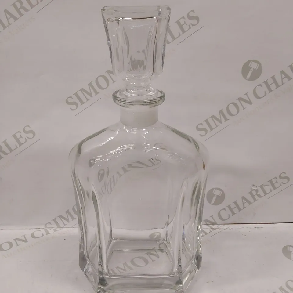 BOXED CAPITOL 0.7L DECANTER