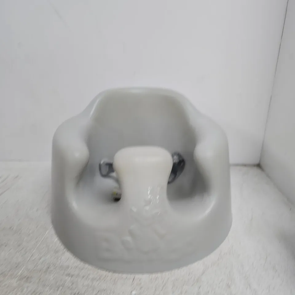 THE BUMBO SEAT FOR BABIES